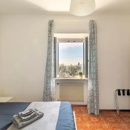 Casa Lucia - *
