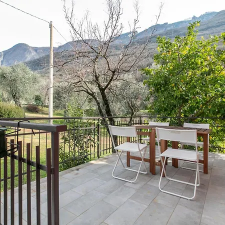 Casa Lucia - *